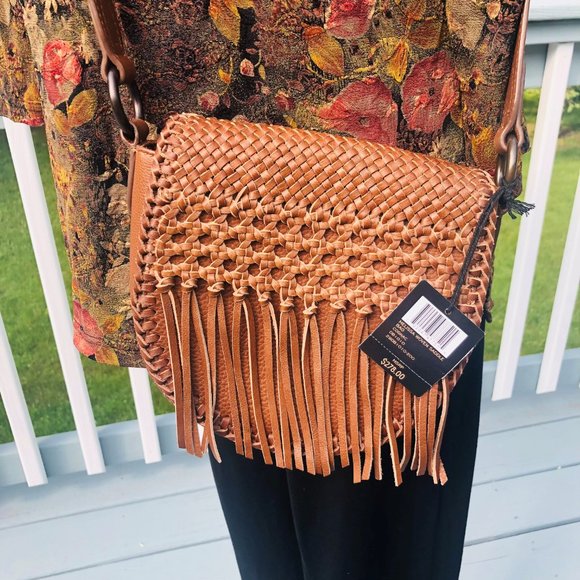 FRYE  Crossbody/ Shoulder Woven Saddle Cognac Leather Handbag NWT and Dust Bag - Picture 1 of 8